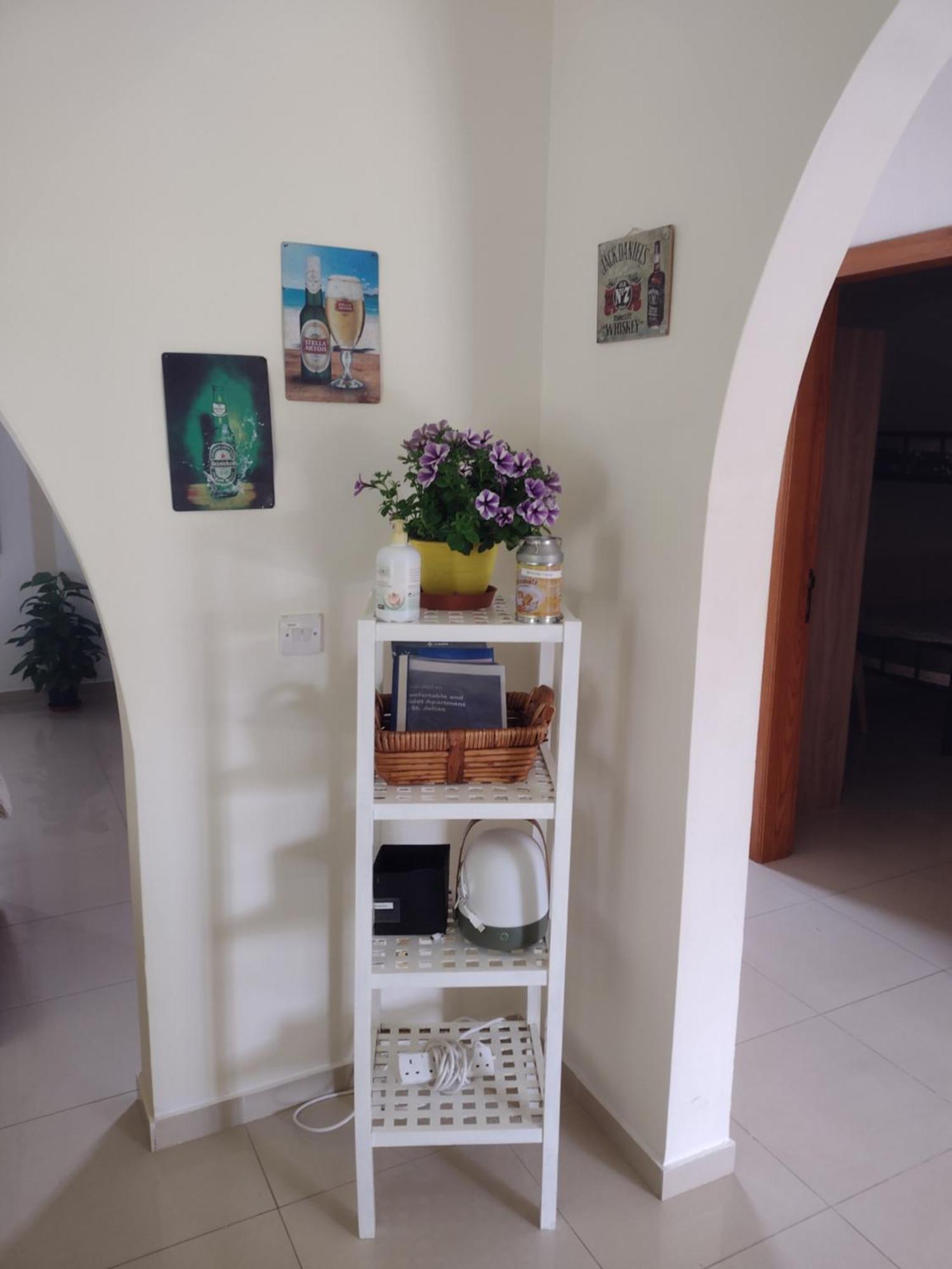 Confortable And Quiet Apartment In St. Julian Saint Julian's Стая снимка